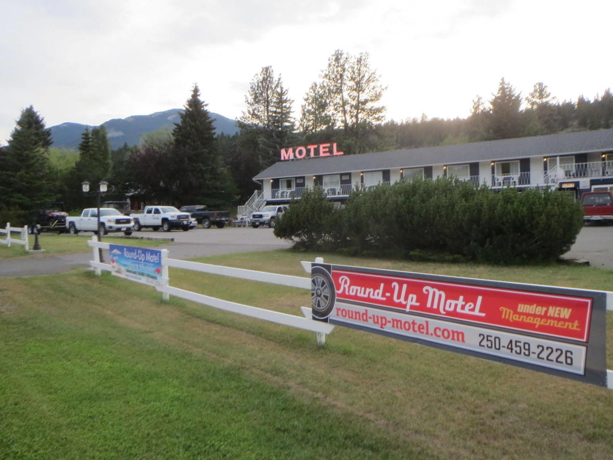 Round-Up Motel Clinton Luaran gambar