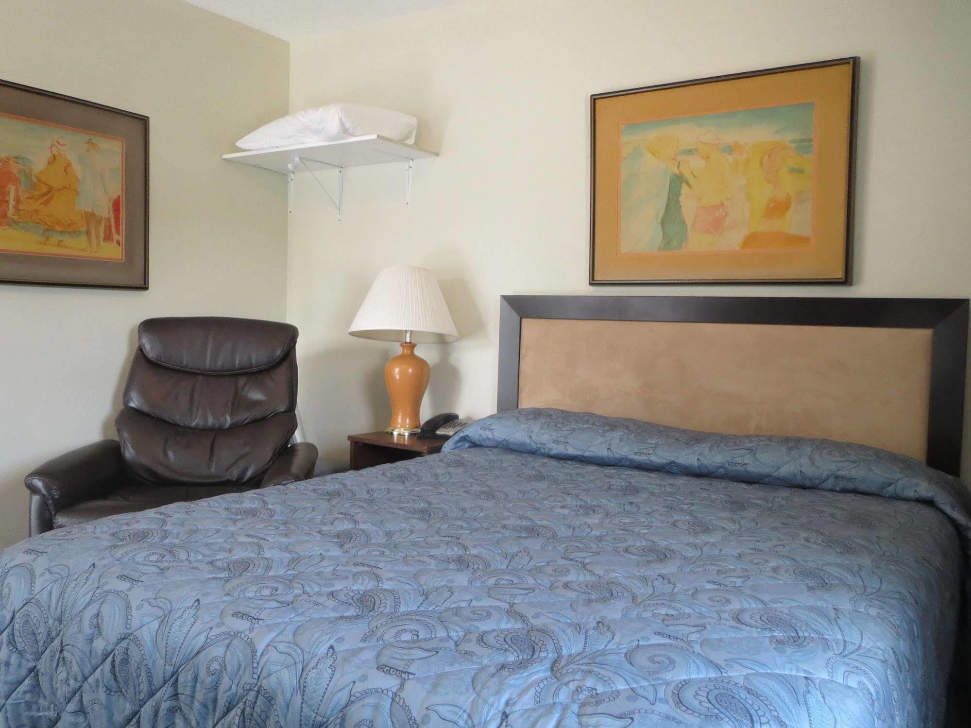 Round-Up Motel Clinton Luaran gambar